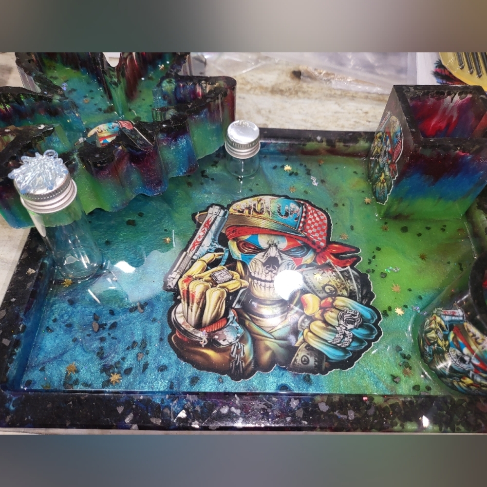 New Custom Made Thug Life Rolling Tray